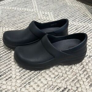 Black Slip-On Clogs - nursing shoes